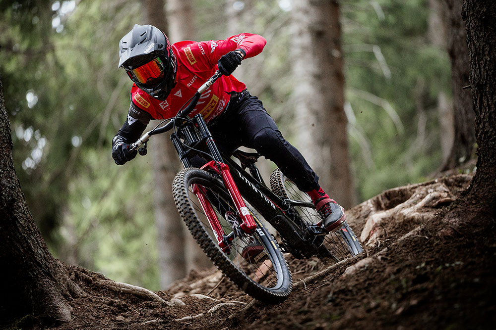 Pirelli Scorpion™ Blacksting v terénu