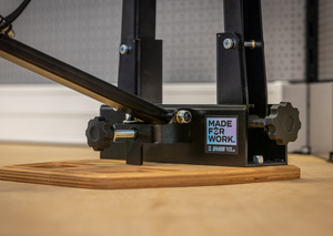 Unior Dřevěný podstavec k centrovací stolici (328x300x18 mm)