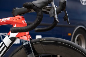 Plášť Pirelli P ZERO™ Race 150° Aniversary, 26-622
